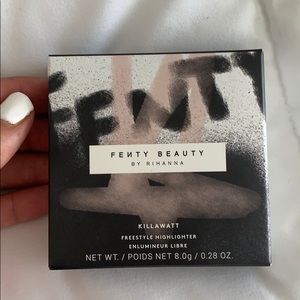 Fenty highlighter